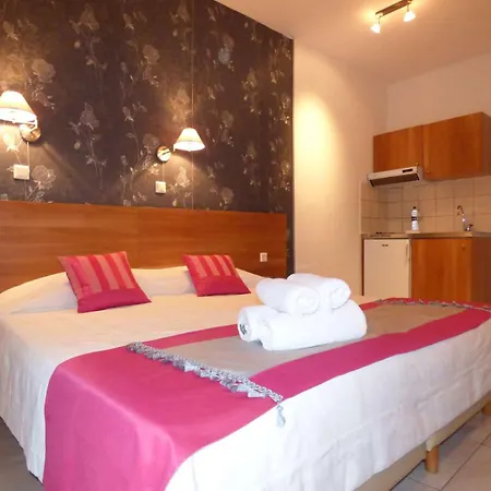 Nikos House 2* Nikiti (Sithonia)