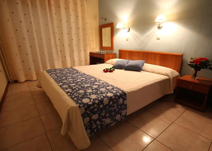 Apartahotel Nikos House 2*