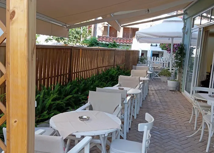 Nikos House 2* Nikiti (Sithonia)