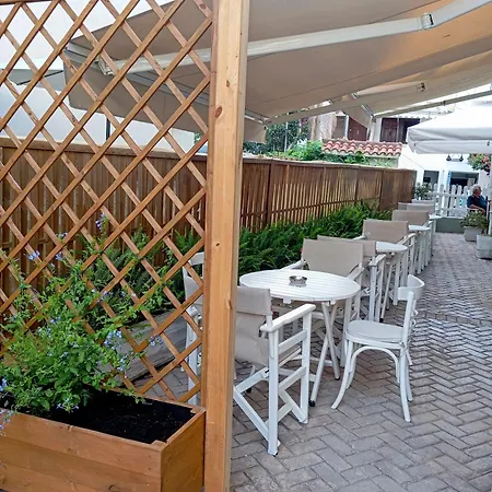 Nikos House 2*